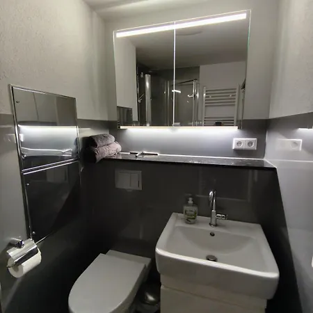 Apartment As-immobilien, In